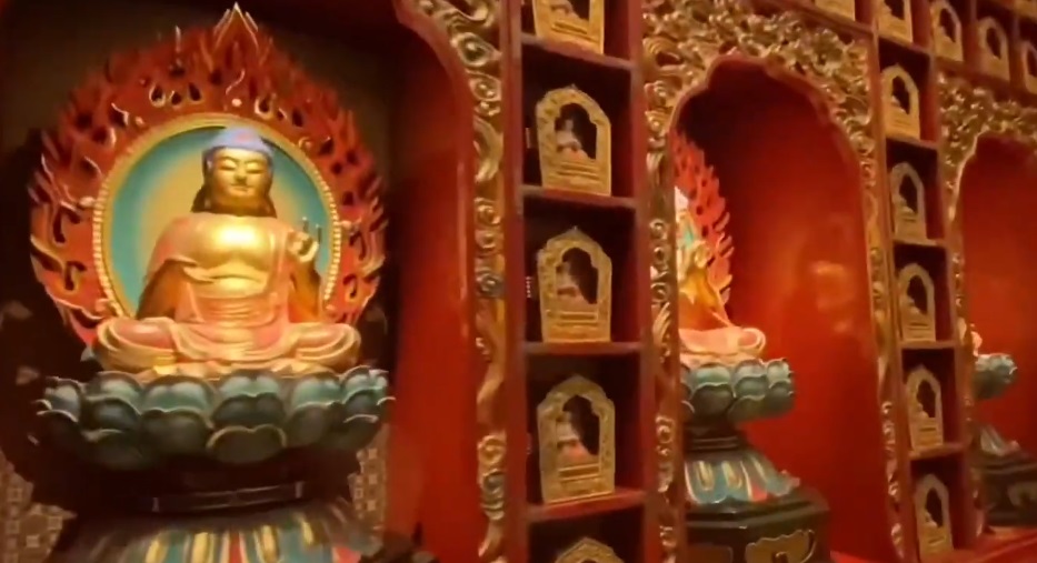 Buddha Tooth Relic Temple and Museum